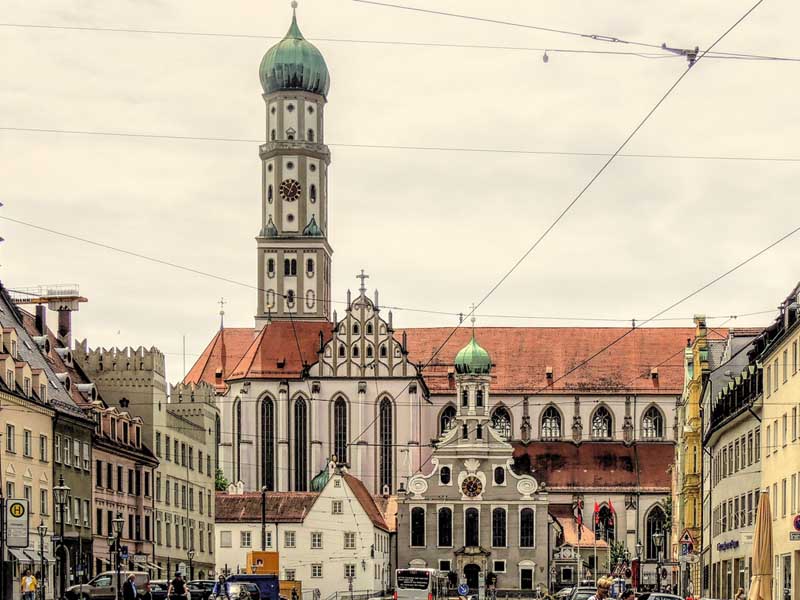 Kombi prevoz putnika i pošiljki Beograd-Augsburg
